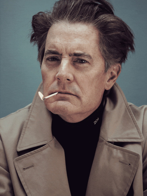 dalecoopersz: “David tells me, ‘Everything is Twin Peaks. It’s all Twin Peaks,&rsq