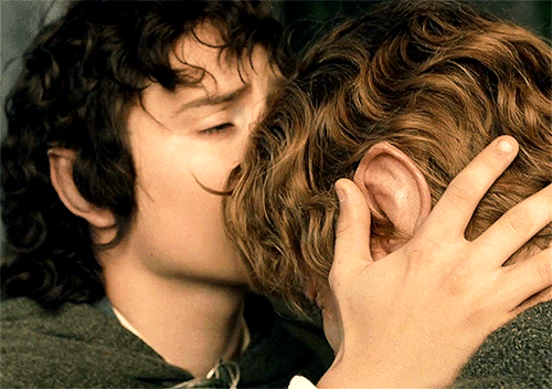 andthwip:Displays of physical affection in The Lord of the Rings (2001—2003)