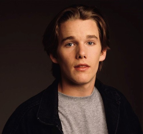 obsessedwithethanhawke:Ethan Hawke & Robert Sean Leonard photographed by Deborah Feingold, 1990.