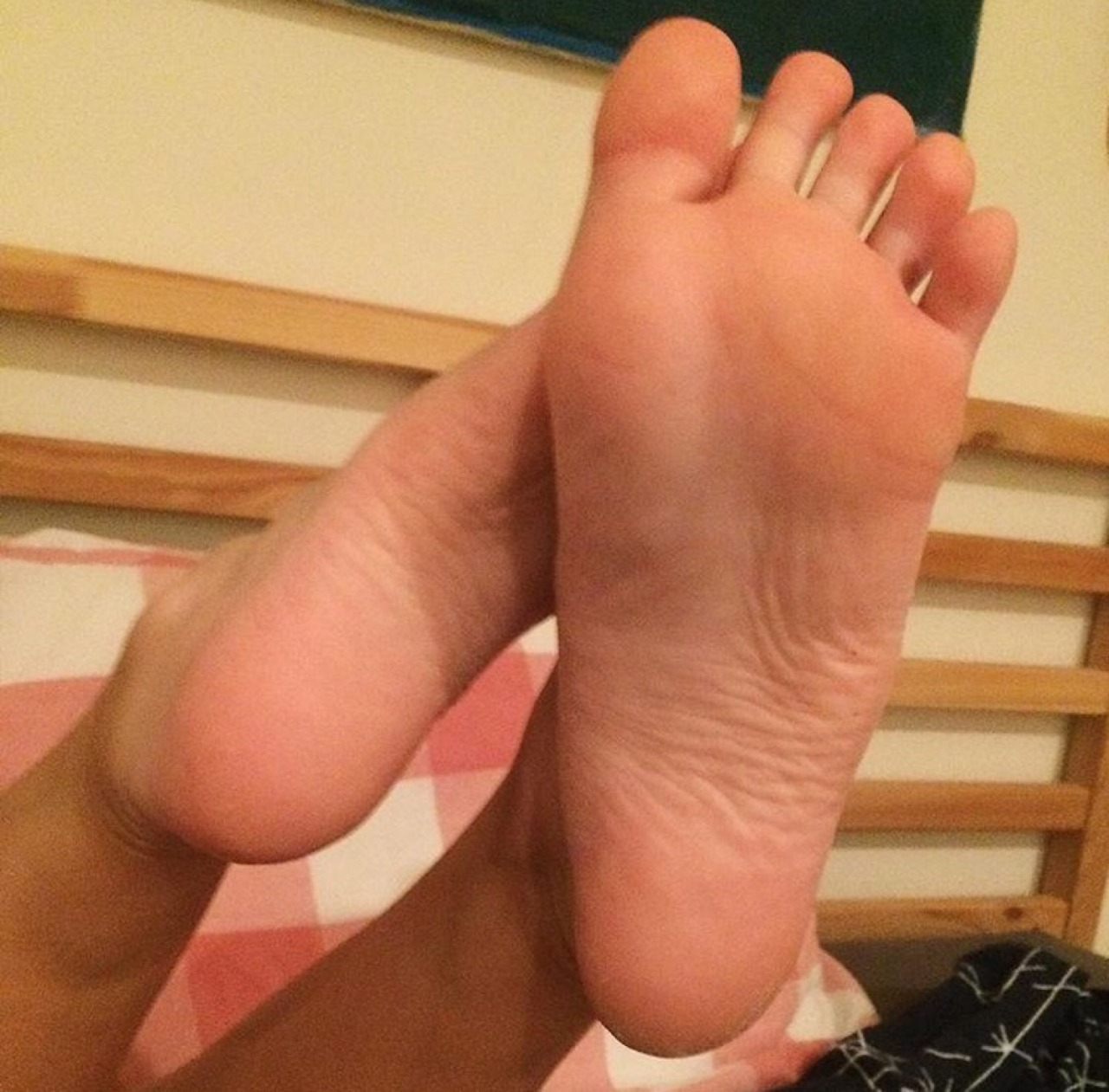 feetrneat:  my_own_two_feet