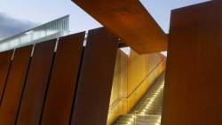 studiopracticeprecedents:  Fort York Visitors CenterToronto, CanadaPatkau Architects2014