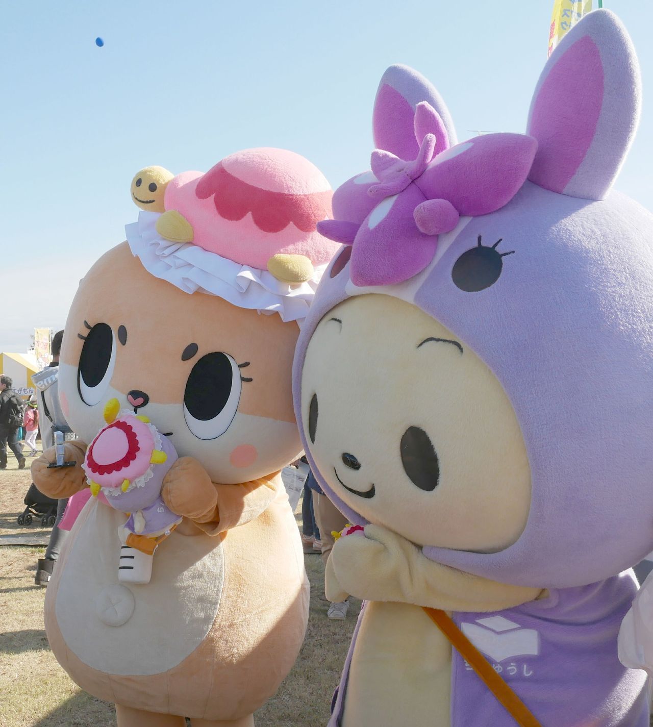 Japanese Mascot Photograph Yuruchara Jp ゆるキャラの戯れ ちぃたん ちりゅっぴ ちりゅっぴ は 愛知県知立市のマスコットキャラ