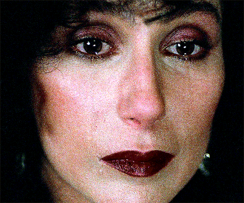 slayerbuffy:  CHER as Loretta CastoriniMoonstruck (1987) dir. Norman Jewison