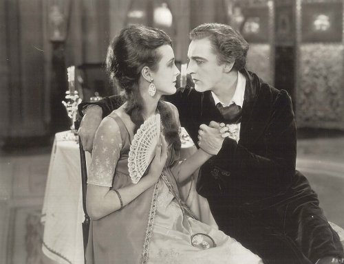 Mary Astor and John Barrymore in Beau Brummel directed by Harry Beaumont, 1924