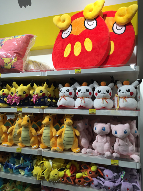 zombiemiki:Went to Narita airport to pick up my friend who is staying in Japan for a little over a m