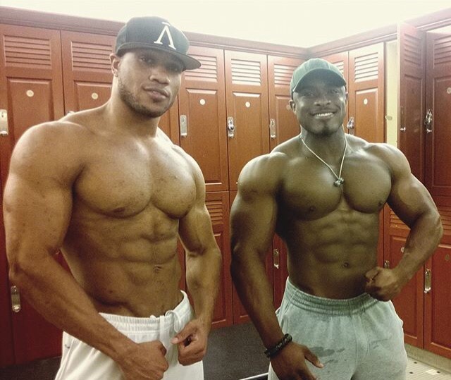 lookzedtible:  annoyingearthquakeengineer:  muscleworshipper08:  If you could only