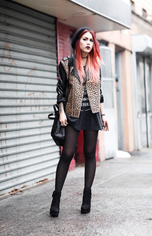 ericasmith33: www.le-happy.com/leopard-wedges/