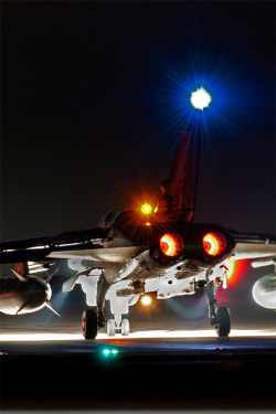 classy-captain:  Panavia Tornado GR 4 at night by Neil Jackson classy-captain 