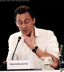 hiddlestoncentral:the-haven-of-fiction:hard-on-for-hiddleston:[x]This is Excellent Hair This is exce