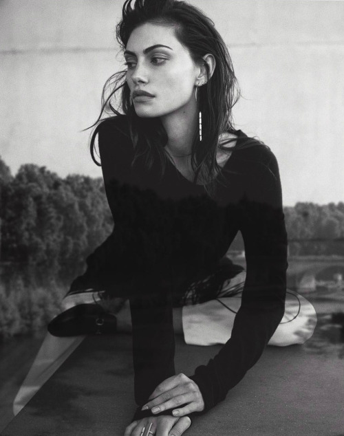 beautorigine:Phoebe Tonkin photographed by Darren McDonald