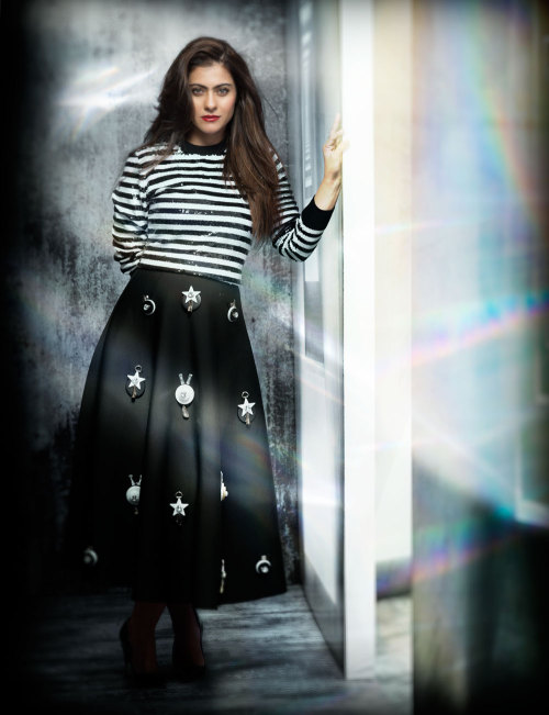 xxkajolfeverxx:Kajol || Elle India Cover + Photoshoot (August 2015)