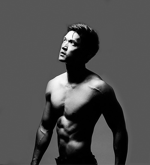 harrys-shums:Harry Shum Jr   (ﾉ◕ヮ◕)ﾉ*:･ﾟ✧ you fine, fine specimen 