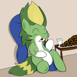 shortcircuitmlp:  Nom nom nom Coookiesssss