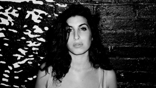 amywinehousequeen:amy winehouse (2002-2011)
