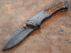 gunrunnerhell:  Suchat Custome Knives - Assisted