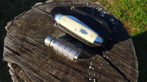 realworldedc:  High tech meets high class: Muyshondt Aeon Mk. II (first one built) Northwoods Knives Indian River Jack