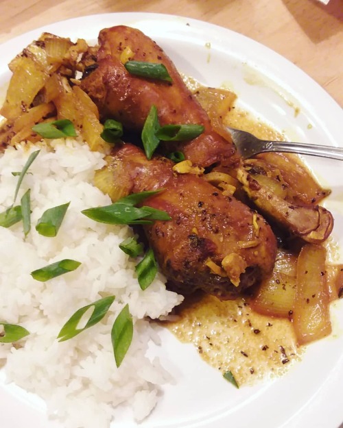 Turkey leg adobo/adobong pabo…Turkey drumsticks were cheap at the store and I didn’t 