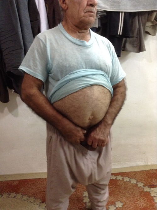 gayoviejo:  Mmmmm viejito caliente.