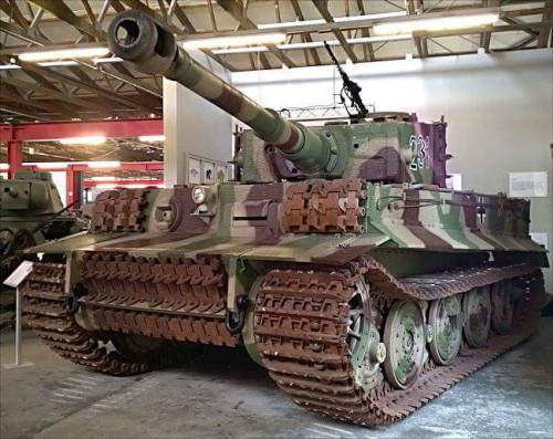 stukablr: Deutsches Panzer Museum Munster Tiger