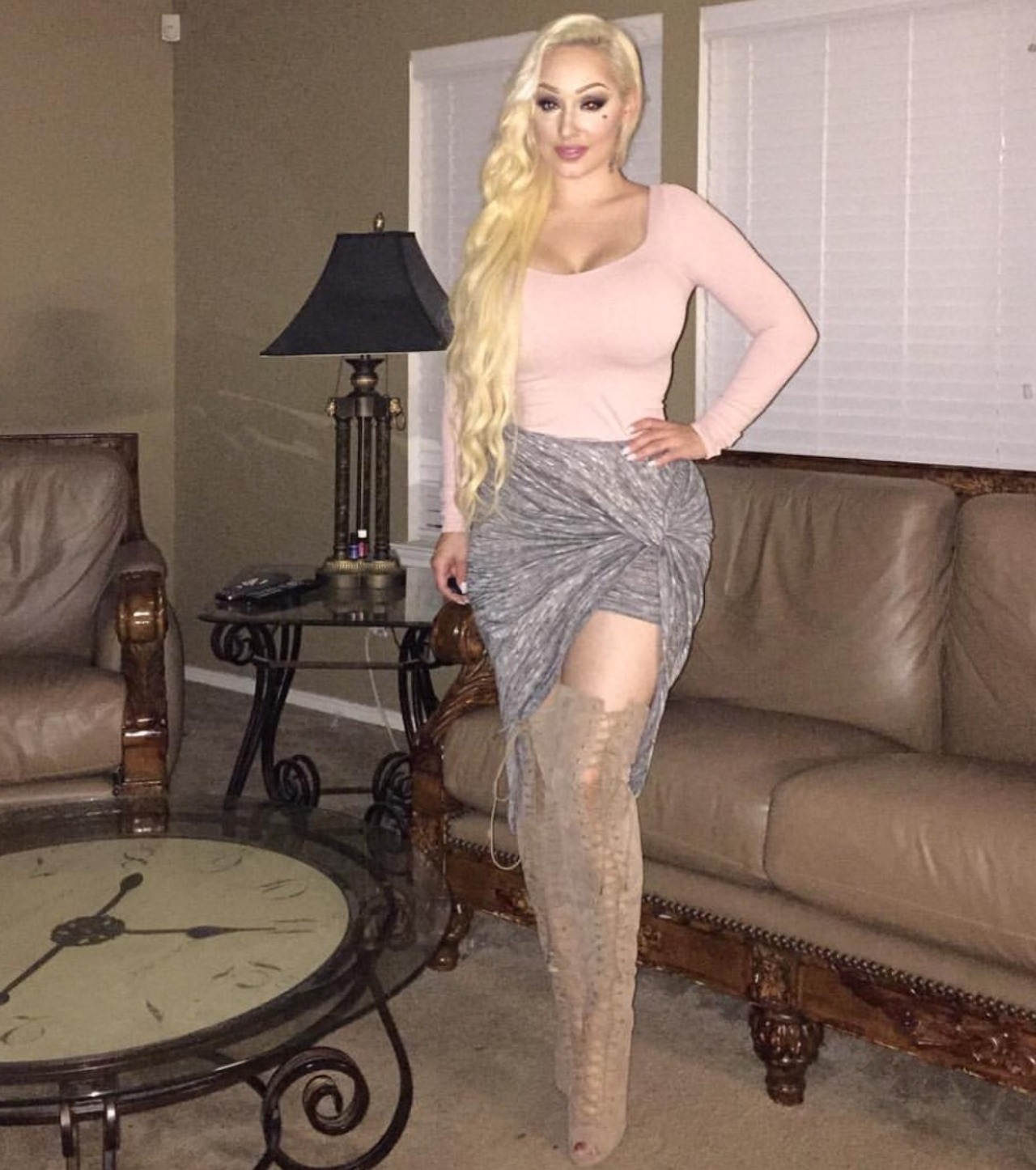 colonelfree:  So sexy 🌹🌹🌹🌹🌹🌹🌹🌹🌹