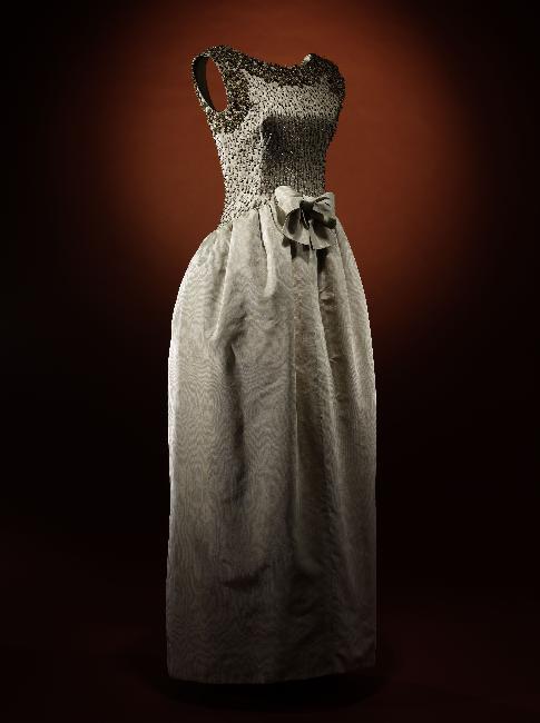 Dress Cristobal Balenciaga, 1960 Musée Galleira de la Mode de la Ville de Paris