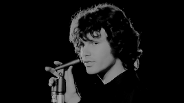 fallstopieces:Jim Morrison(December 8, 1943 – July 3, 1971) “People are afraid of themselves, of the