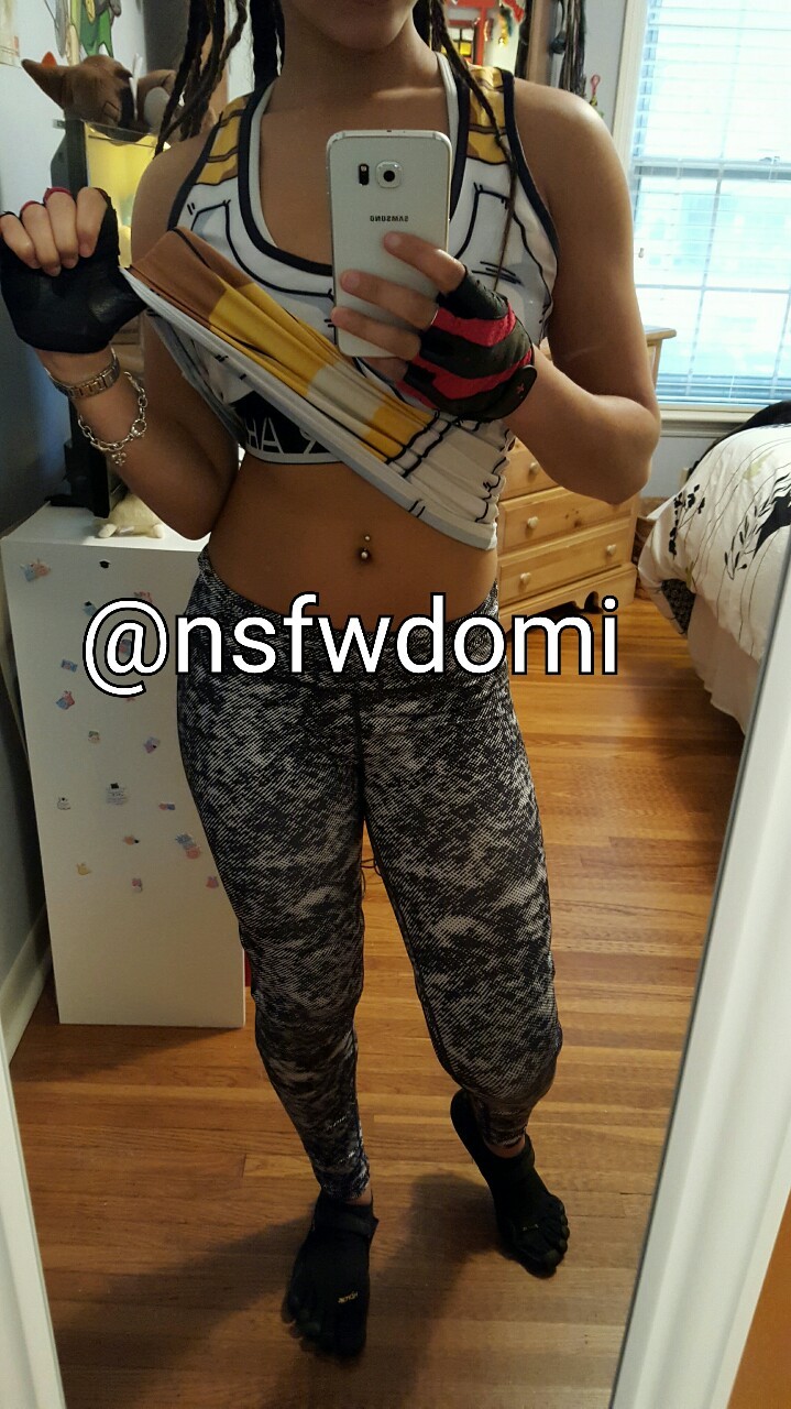 nsfwdomi:  nsfwdomi:   New selfie set alert lol Decided to do a different kind of