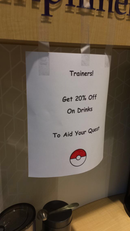 accidentalmissbaltimorecrabs:Seen at a Teavana at Memorial City Mall in Texas