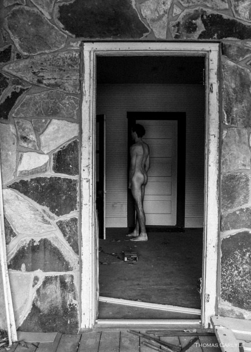 identityredefined: Plate 153 August 09, 2008 Canon S5 Union Hill Another old abandoned house. I am v