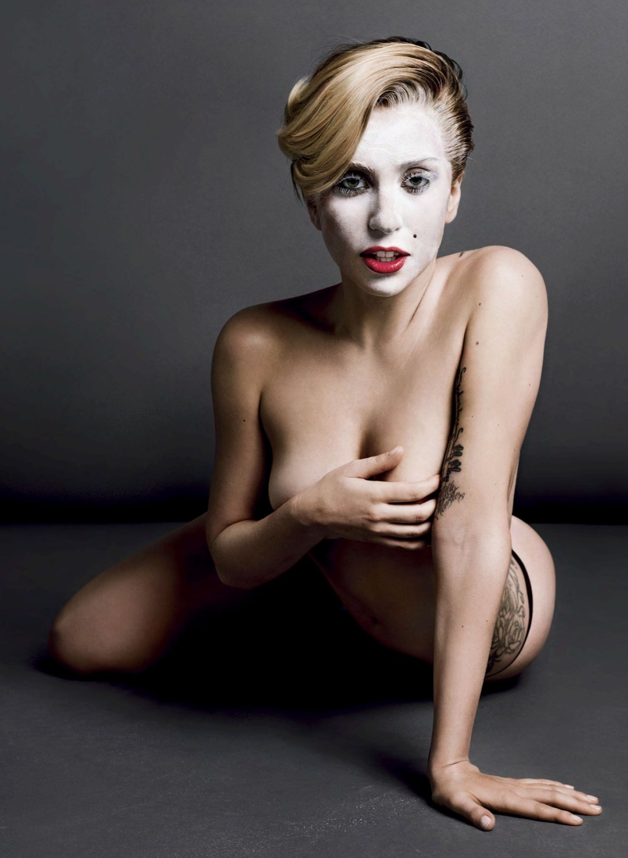 pornwhoresandcelebsluts: Lady Ga Ga topless photoshoot for V Magazine 2013