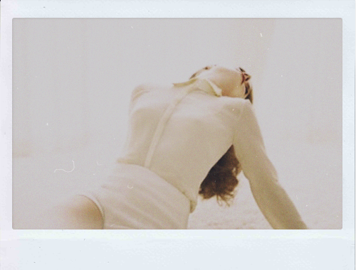 fassyy-blog:  I’d love to be a diva. But I’d then have to send so many apology