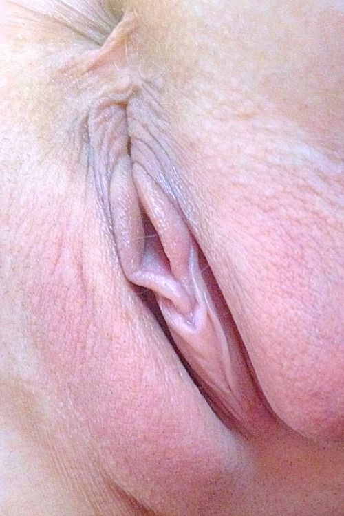 Thanks to for this sweet yummy pussy njt1977.tumblr.com adult photos