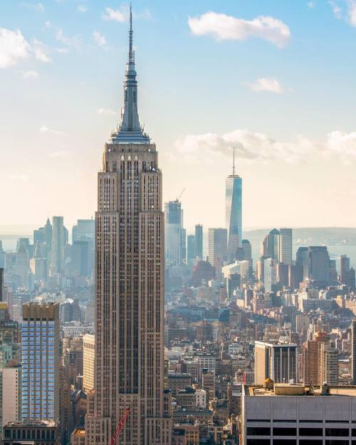 The view downtown from #TopOfTheRock. #SeeYourCity : @camilleschaer for @NYCgo . . ❤️ . .# #seeyou