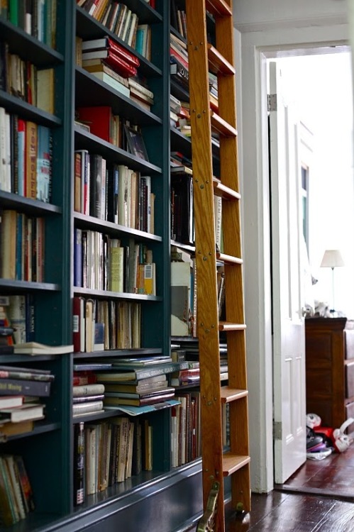 connoisseursoflife: Home library goals. 