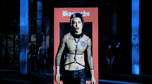 REMINGTON LEITH PUNCHING BAG By Palaye Royale