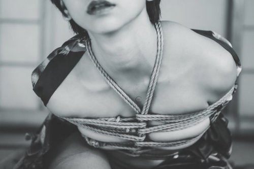 Shibari &amp; Photo 娑婆羅