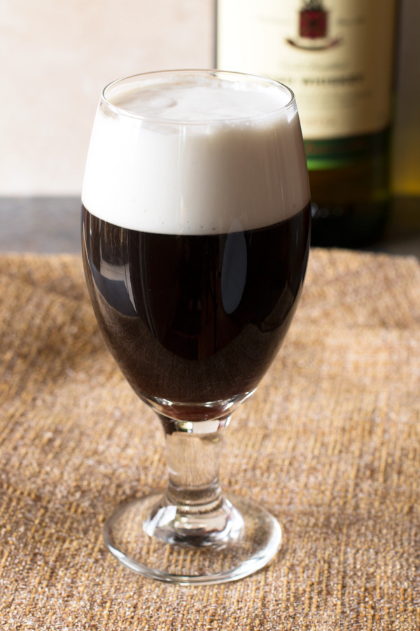 foodffs:  Irish Coffee  Really nice recipes. Every hour.     