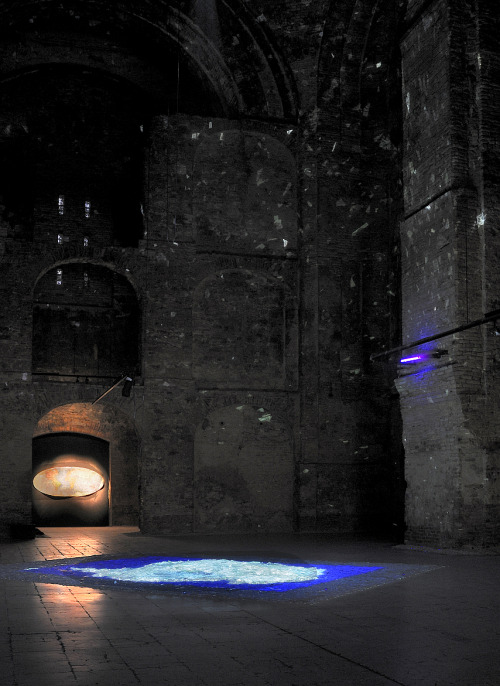 Korodi Luca - Particles, 2014  Türk Péter - Longitude, Latitude, Altitude, Depth, 2006 V