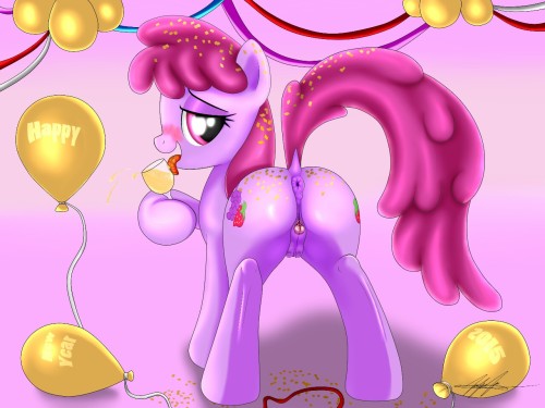 fillyfelix64:  Requested: Booty~ - Booty booty booty booty, rockin’ everywhere~