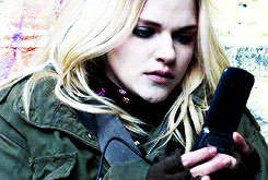 ghostskies:  Orange Is The New Black meme | [5/6] flashbacks↳ Tricia Miller 