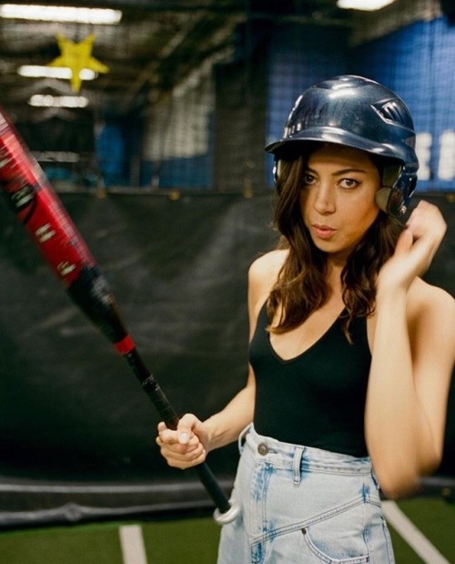 abreyplaza:Aubrey Plaza for The New York Times (2019)but ma’am that’s gay