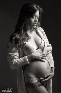 prettypreggiethings:  Léonne by Foto Bouma