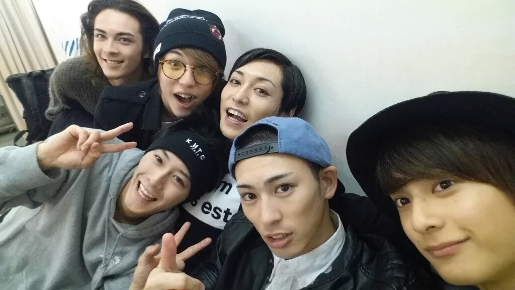 @0331KouheiIâ€™m back in Tokyo (* Â¯âˆ‡Â¯ *)Thank you Osaka!Next is