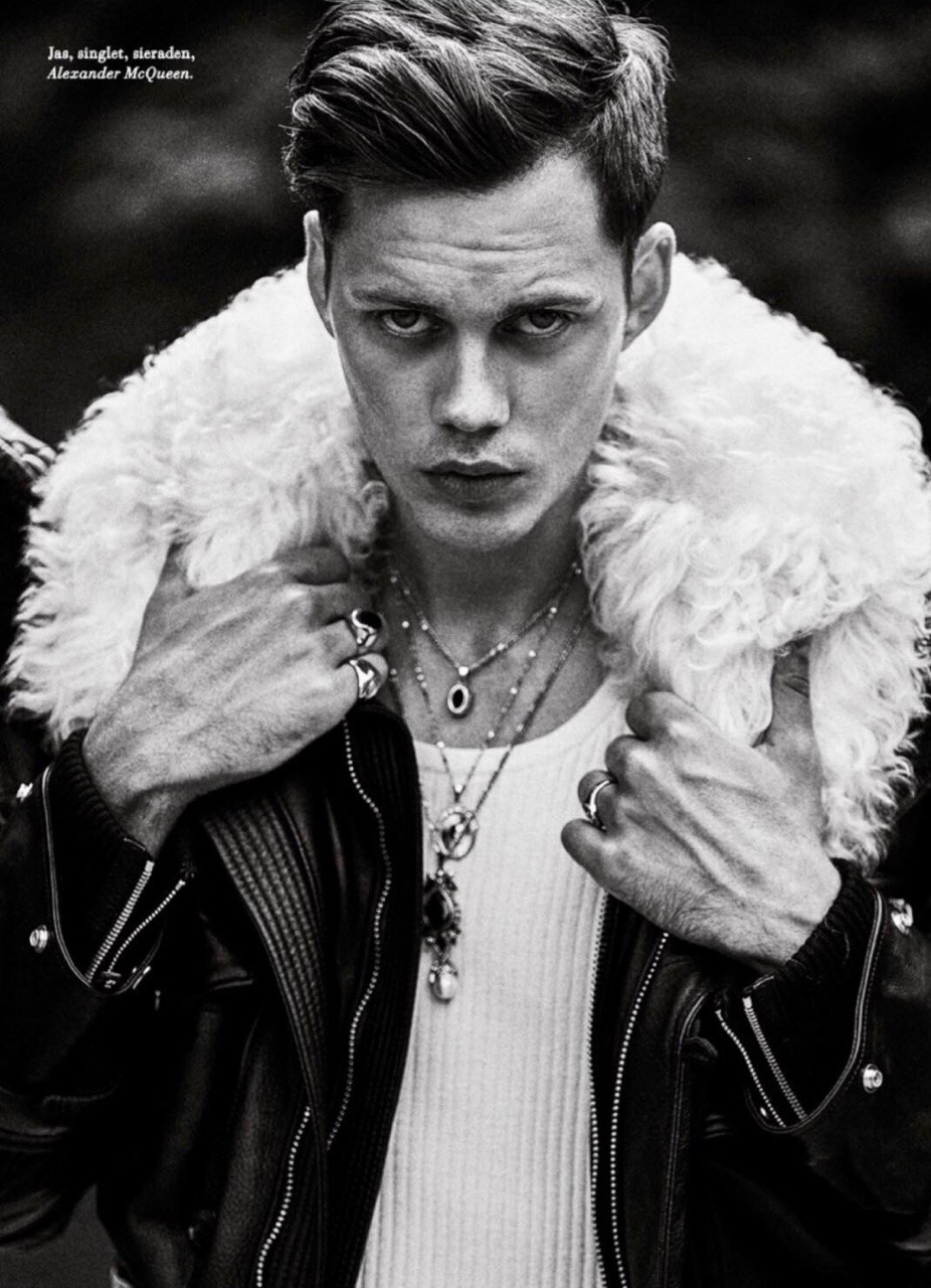 Bill Skarsgård Source — Bill in L'Officiel Hommes via photographer...