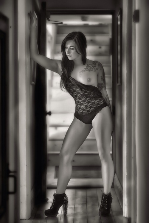 philrv:  Username:	Karma_Vixen Status:	Off-line ID Number:	255325 Member type:	Model Age:	25 Region:	Greater Manchester Country:	United Kingdom Status:	Professional Level:	Advanced Will Accept:	Paid work or time for prints Work Preference:	Fitness Model