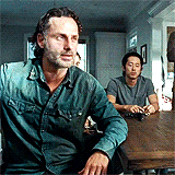 andy-clutterbuck:  Rick Grimes Wardrobe Appreciation       ↳Denim Shirt 