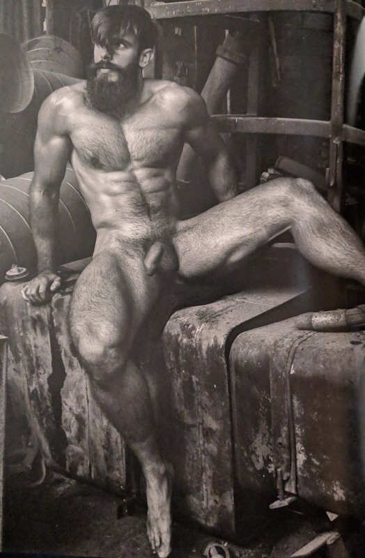 eroticcoxxx:  Killian Belliard