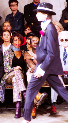 thebeautyofwhitneyhouston:  Whitney and Bobby attending a D&amp;G fashion show in Milan, 1999