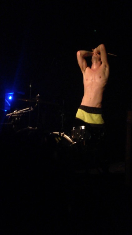 awkwardeyebrows:  Josh Dun Neptune Theatre 10/10/14