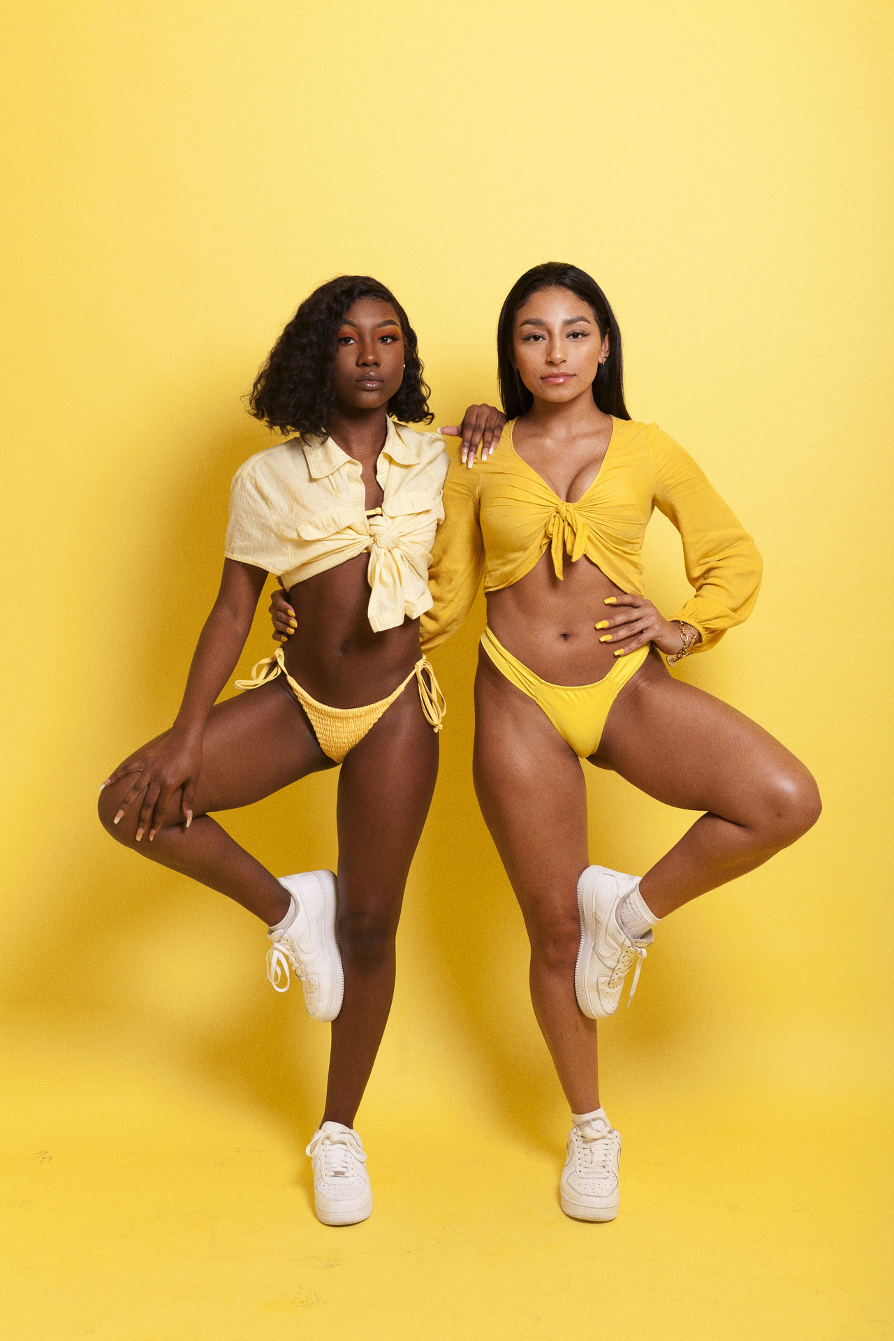 freexmoney:  taty &amp; gisselle x kolors x freexmoney